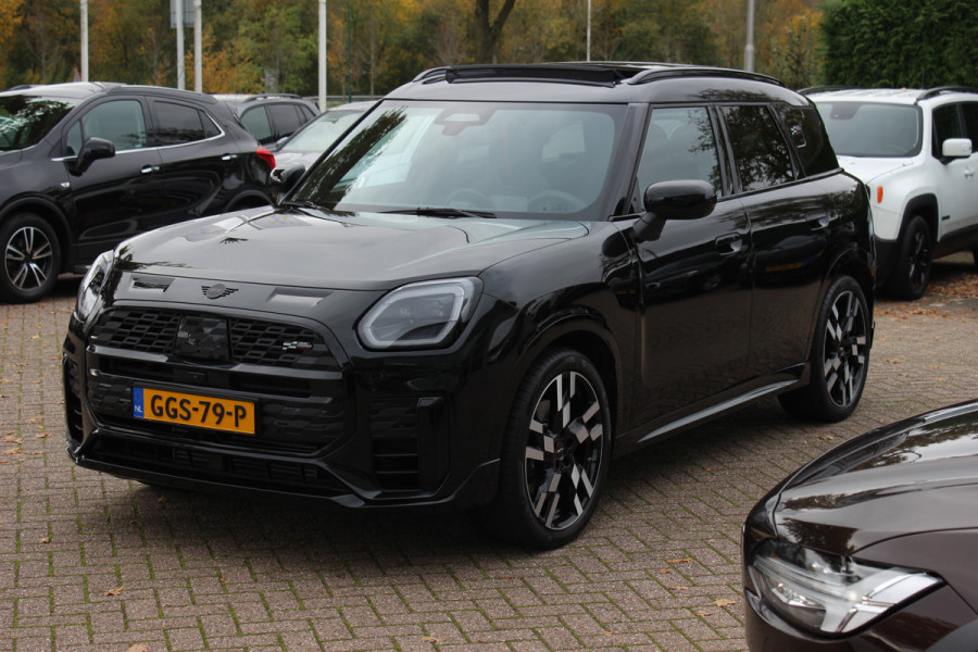MINI Countryman 2.0 S ALL4 John Cooper Works XL / Trekhaak / Panoramadak / 360Camera / Head-up / Harman Kardon / 20'' / Leder / Memory seats / Sfeerverlichting / LED / CarPlay / Stuur+Stoelverwarming / Dodehoek / DAB / ACC