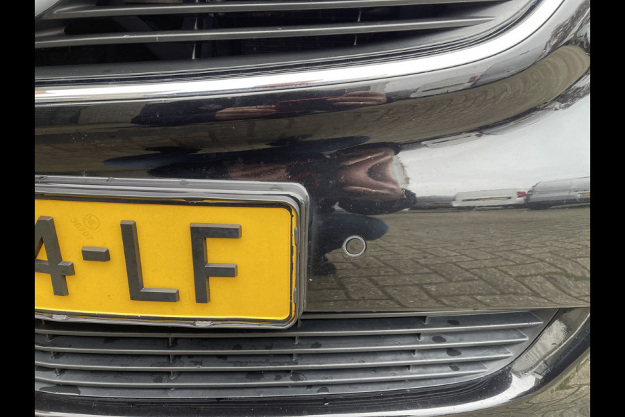 Mercedes-Benz V-Klasse 250d 190pk automaat Lang L2H1 DC 5 persoons Avantgarde / vaste prijs rijklaar € 39.950 marge / lease vanaf € 652 / zwart leer / electrische schuifdeuren / zwart metallic / burmester