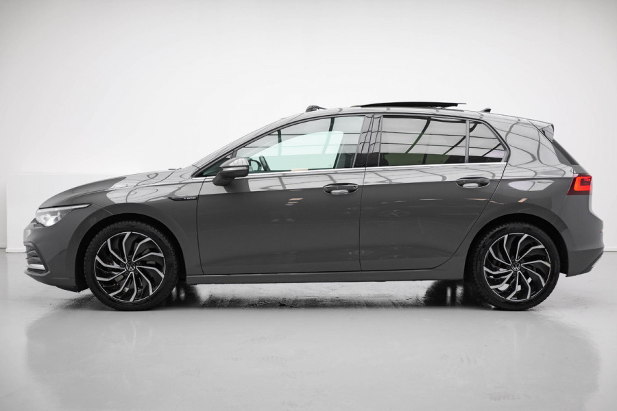 Volkswagen Golf 1.5 TSI Highline Business R |Pano|Memory|Camera|Massage|