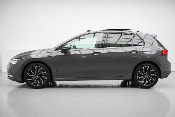 Volkswagen Golf 1.5 TSI Highline Business R |Pano|Memory|Camera|Massage|