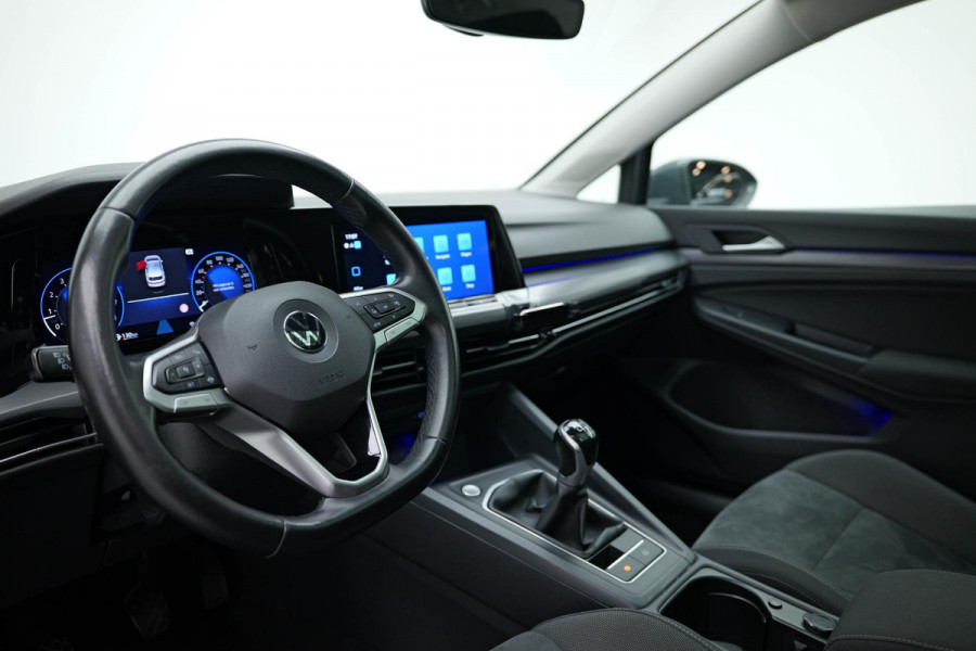 Volkswagen Golf 1.5 TSI Highline Business R |Pano|Memory|Camera|Massage|