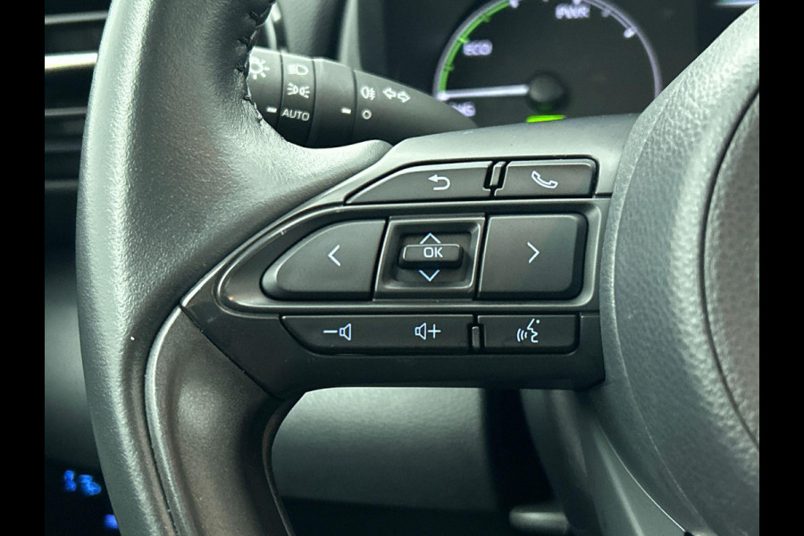 Toyota Yaris 1.5 Hybrid Active Auto. Navigatie Apple Carplay/Android Auto Camera Adaptive Cruise Control Climate Control