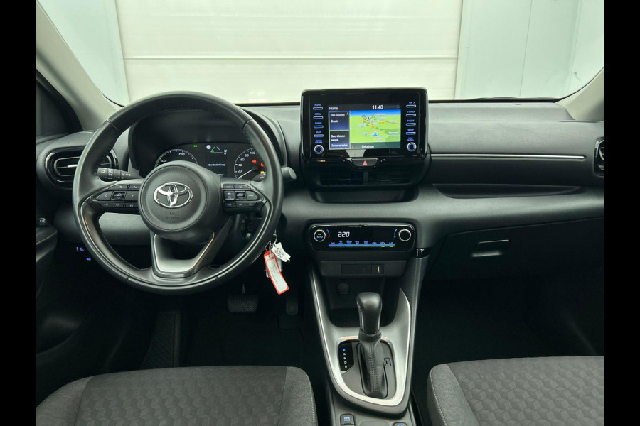 Toyota Yaris 1.5 Hybrid Active Auto. Navigatie Apple Carplay/Android Auto Camera Adaptive Cruise Control Climate Control