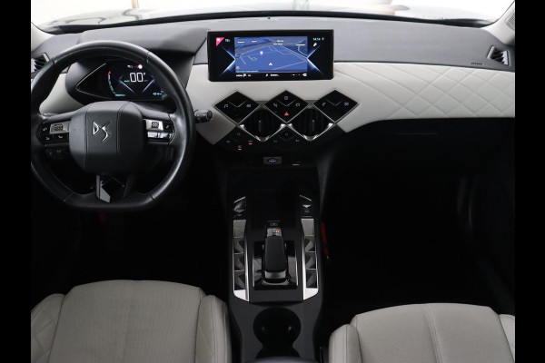 DS DS 3 Crossback E-Tense Performance Line+ 50 kWh | 1e eigenaar | Adaptive cruise | Matrix LED | Alcantara | Carplay | Navigatie | DAB | Parkeerhulp | Climate control | Dodehoek detectie