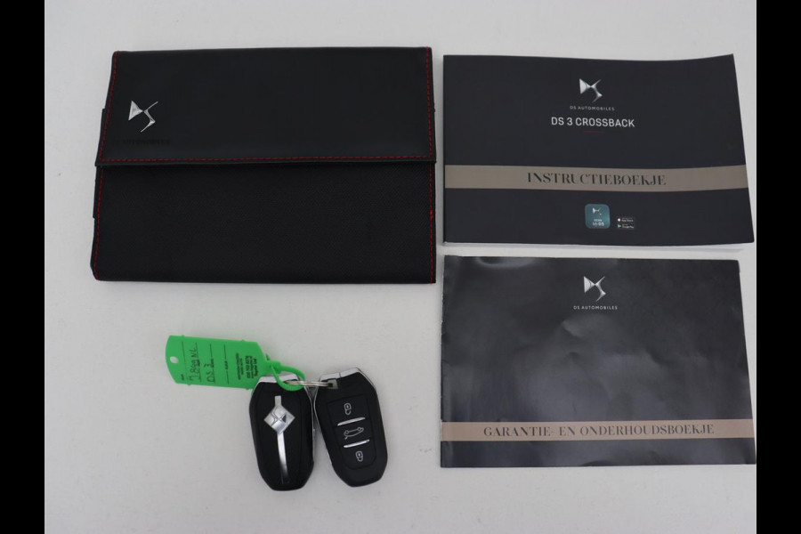 DS DS 3 Crossback E-Tense Performance Line+ 50 kWh | 1e eigenaar | Adaptive cruise | Matrix LED | Alcantara | Carplay | Navigatie | DAB | Parkeerhulp | Climate control | Dodehoek detectie