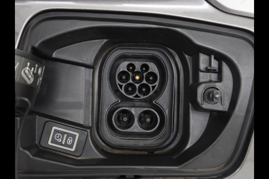 DS DS 3 Crossback E-Tense Performance Line+ 50 kWh | 1e eigenaar | Adaptive cruise | Matrix LED | Alcantara | Carplay | Navigatie | DAB | Parkeerhulp | Climate control | Dodehoek detectie