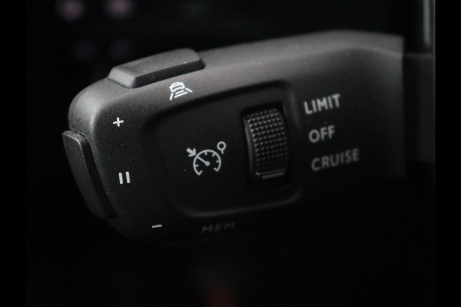 DS DS 3 Crossback E-Tense Performance Line+ 50 kWh | 1e eigenaar | Adaptive cruise | Matrix LED | Alcantara | Carplay | Navigatie | DAB | Parkeerhulp | Climate control | Dodehoek detectie