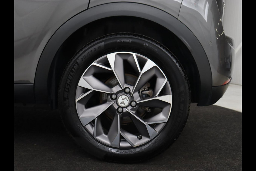 DS DS 3 Crossback E-Tense Performance Line+ 50 kWh | 1e eigenaar | Adaptive cruise | Matrix LED | Alcantara | Carplay | Navigatie | DAB | Parkeerhulp | Climate control | Dodehoek detectie