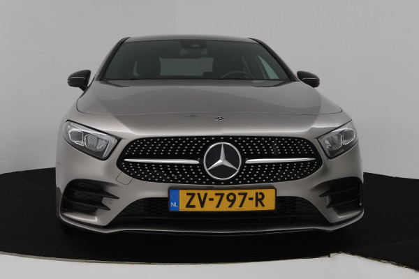Mercedes-Benz A-Klasse 200 Business Solution AMG (STOELVERWARMING, ACHTERUITRIJCAMERA, PARKEERSENSOREN)