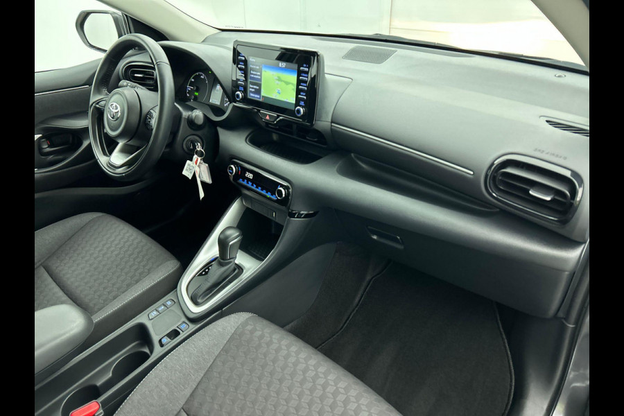 Toyota Yaris 1.5 Hybrid Active Auto. Navigatie Apple Carplay/Android Auto Camera Adaptive Cruise Control Climate Control