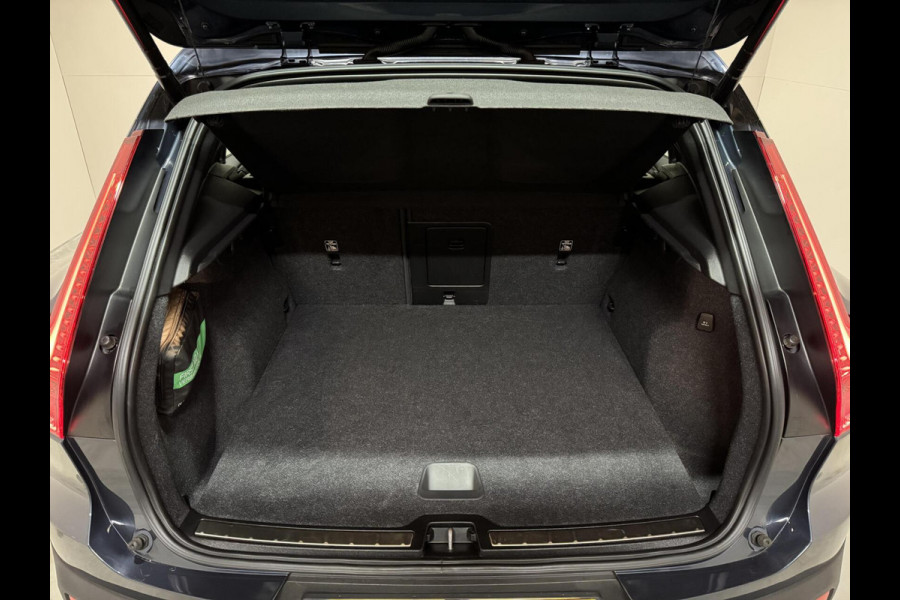 Volvo XC40 1.5 T4 Recharge Inscription Pano Leer Carplay Camera