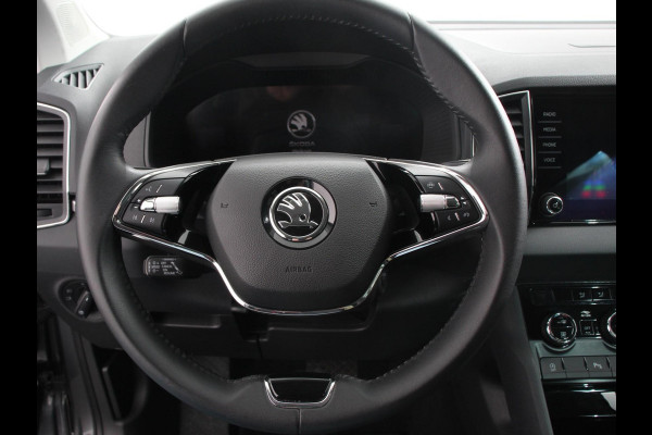 Škoda Karoq 1.5 TSI 150pk Automaat ACT Ambition | Navigatie | Android Auto / Apple Carplay | Climate Control | Camera | Parkeer sensoren | Lichtmetalen Velgen | Dab | Digitale Cockpit | Keyless Start | Led | Cruise Control Adaptive