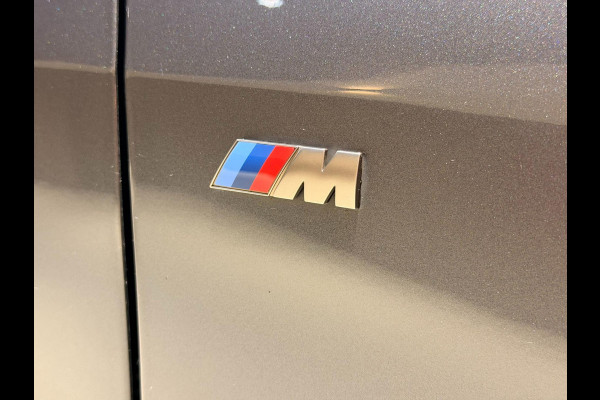 BMW 1-serie M135i xDrive High Executive PANO|M-Sport|HarmanCardon|HUD|Carplay|Stoel&Stuur verwarming|Keyless|Virtual Dash|ACC