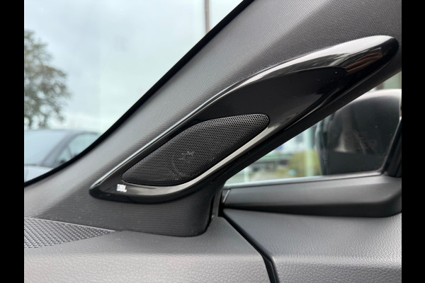 Toyota C-HR 1.8 Hybrid Dynamic Sport - Automaat - Navi - Camera - Org.NL