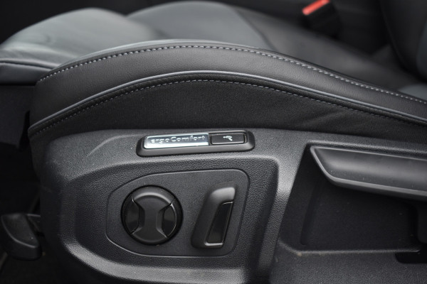 Volkswagen Arteon Shooting Brake eHYBRID 218PK DSG ELEGANCE BUSINESS+ LEDER/VIRTUAL/PANORAMADAK