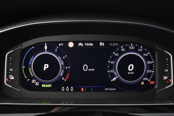 Volkswagen Arteon Shooting Brake eHYBRID 218PK DSG ELEGANCE BUSINESS+ LEDER/VIRTUAL/PANORAMADAK