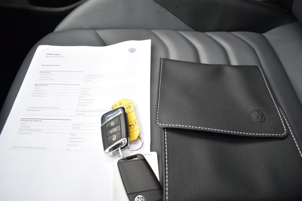 Volkswagen Arteon Shooting Brake eHYBRID 218PK DSG ELEGANCE BUSINESS+ LEDER/VIRTUAL/PANORAMADAK