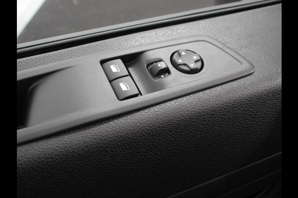 Opel Vivaro 2.0 BlueHDi 180 S&S L3 Automaat Apple Carplay /  Android Auto Parkeersensoren V+A Trekhaak Camera Navigatie Cruise Control LED koplampen houten afwerking laadruimte