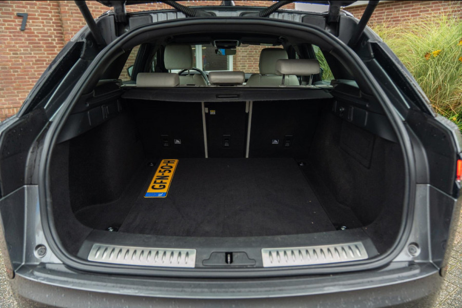 Land Rover Range Rover Velar 2.0 P250 Turbo AWD R-Dynamic S Camera Keyless Meridian 19''