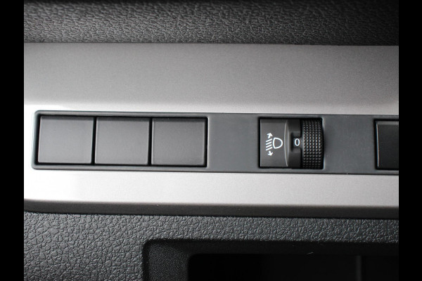 Opel Vivaro 2.0 BlueHDi 180 S&S L3 Automaat Apple Carplay /  Android Auto Parkeersensoren V+A Trekhaak Camera Navigatie Cruise Control LED koplampen houten afwerking laadruimte