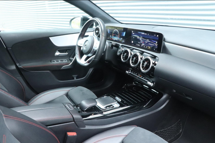 Mercedes-Benz A-Klasse AMG A35 4MATIC | PANO | CAMERA | VOL!