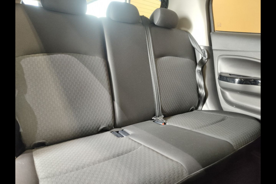 Mitsubishi Space Star 1.0 Intense+ clima | lmv stuurbediening