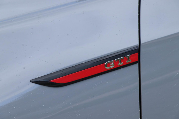 Volkswagen Golf 2.0 TSI GTI | PANO - HUD - IQ.LIGHT - HARMAN KARDON - VOL!