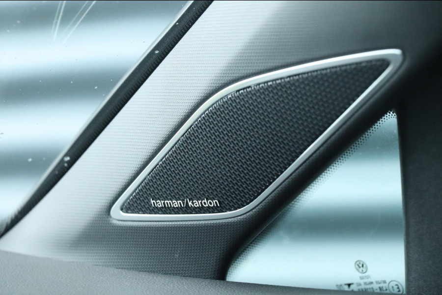 Volkswagen Golf 2.0 TSI GTI | PANO - HUD - IQ.LIGHT - HARMAN KARDON - VOL!