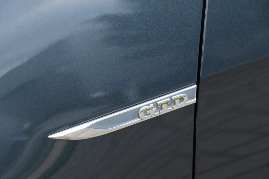 Volkswagen Golf 2.0 TDI GTD | PANO / VIRT.COCKPIT / VOL!