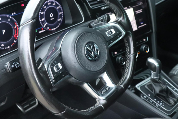 Volkswagen Golf 2.0 TDI GTD | PANO / VIRT.COCKPIT / VOL!