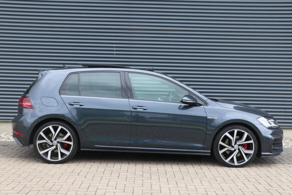 Volkswagen Golf 2.0 TDI GTD | PANO / VIRT.COCKPIT / VOL!