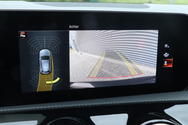 Mercedes-Benz A-Klasse A200 - Night Pakket - AMG - PANO - VOL!