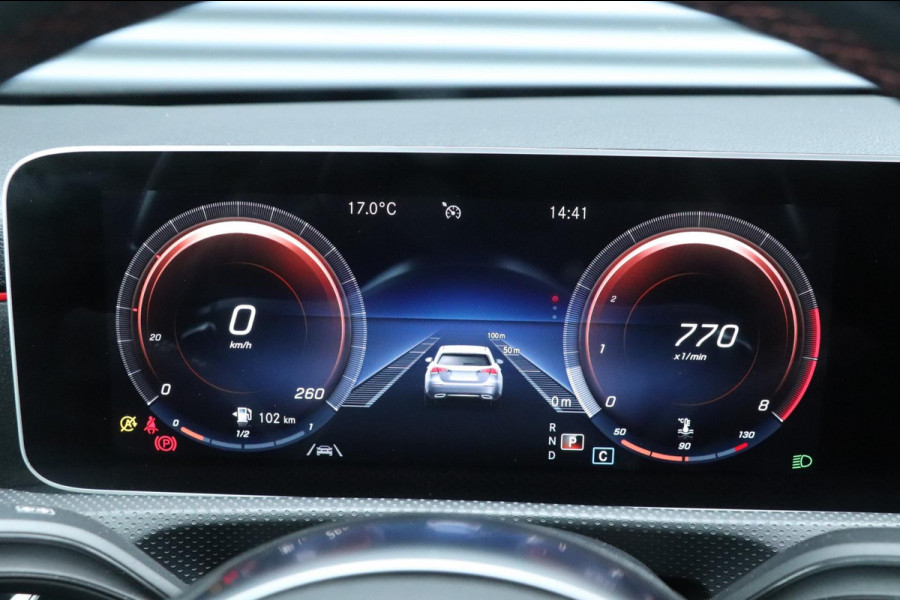 Mercedes-Benz A-Klasse A200 - Night Pakket - AMG - PANO - VOL!