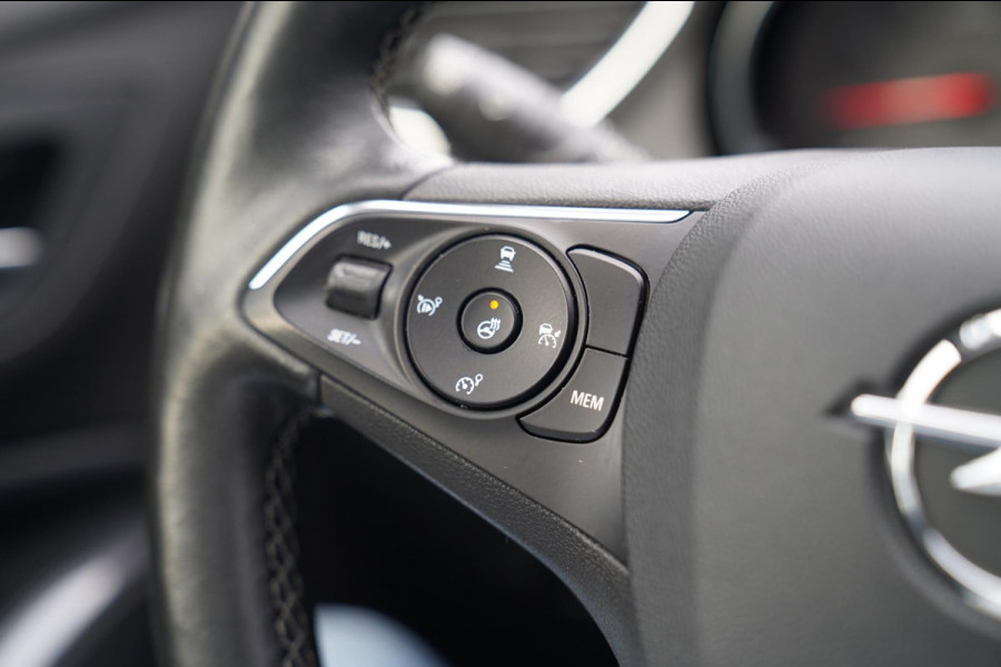Opel Grandland X 1.6 Turbo Ultimate | Stoelverwarming/verkoeling | Adaptieve cruise | Panorama | Luxe Leder | LED | DENON AUDIO |