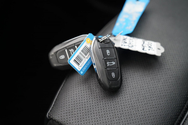 Opel Grandland X 1.6 Turbo Ultimate | Stoelverwarming/verkoeling | Adaptieve cruise | Panorama | Luxe Leder | LED | DENON AUDIO |