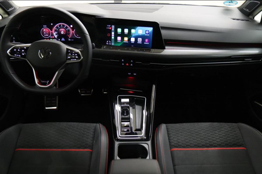 Volkswagen Golf 2.0 TSI GTI CLUBSPORT BLACKSTYLE /PANO/HK/SPECIAL/CAM/CARPLAY/IQ/VOLL