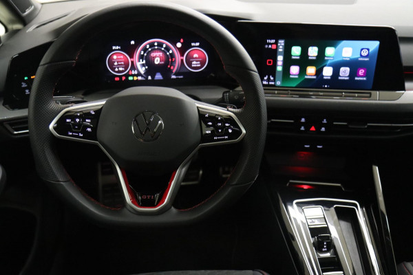 Volkswagen Golf 2.0 TSI GTI CLUBSPORT BLACKSTYLE /PANO/HK/SPECIAL/CAM/CARPLAY/IQ/VOLL