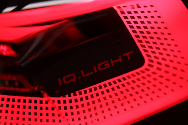 Volkswagen Golf 2.0 TSI GTI CLUBSPORT BLACKSTYLE /PANO/HK/SPECIAL/CAM/CARPLAY/IQ/VOLL