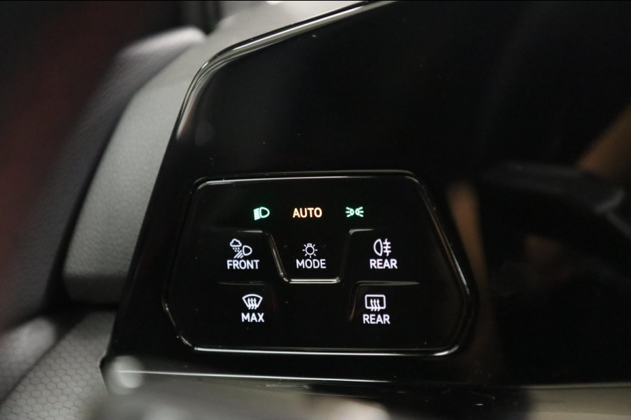 Volkswagen Golf 2.0 TSI GTI CLUBSPORT BLACKSTYLE /PANO/HK/SPECIAL/CAM/CARPLAY/IQ/VOLL