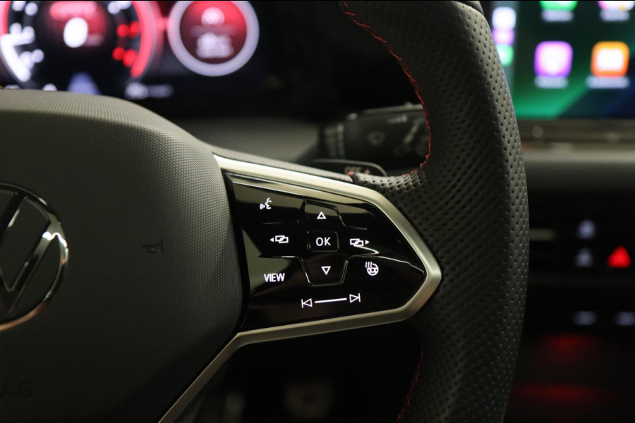 Volkswagen Golf 2.0 TSI GTI CLUBSPORT BLACKSTYLE /PANO/HK/SPECIAL/CAM/CARPLAY/IQ/VOLL