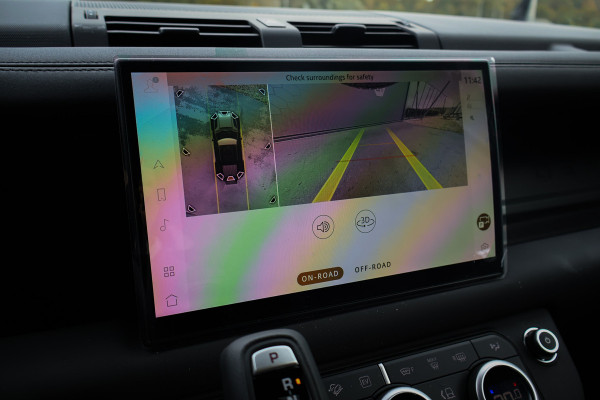 Land Rover Defender 110 P300e X-Dynamic SE | URBAN | ADAPTIVE CRUISE | 360 CAMERA | PANORAMADAK | VOORRUITVERWARMING | MERIDIAN | ELEKTRISCHE STOELE NEW