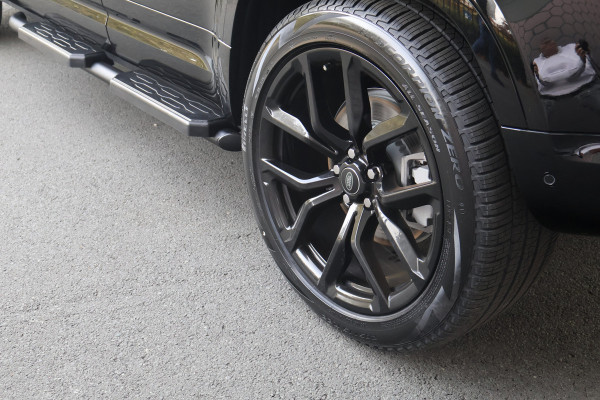 Land Rover Defender 110 P300e X-Dynamic SE | URBAN | ADAPTIVE CRUISE | 360 CAMERA | PANORAMADAK | VOORRUITVERWARMING | MERIDIAN | ELEKTRISCHE STOELE NEW