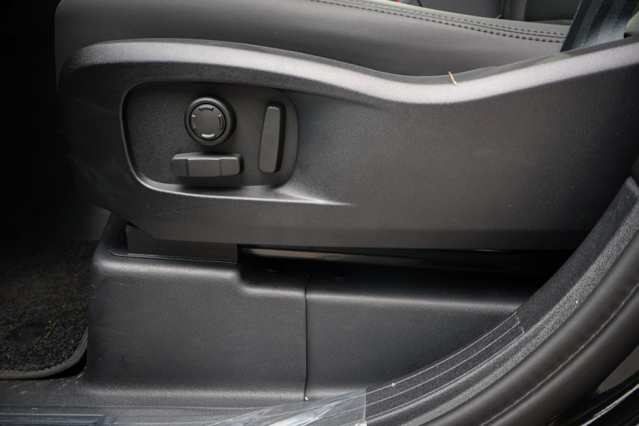 Land Rover Defender 110 P300e X-Dynamic SE | URBAN | ADAPTIVE CRUISE | 360 CAMERA | PANORAMADAK | VOORRUITVERWARMING | MERIDIAN | ELEKTRISCHE STOELE NEW