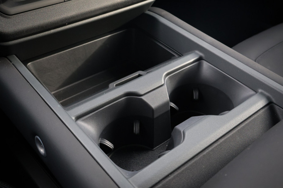 Land Rover Defender 110 P300e X-Dynamic SE | URBAN | ADAPTIVE CRUISE | 360 CAMERA | PANORAMADAK | VOORRUITVERWARMING | MERIDIAN | ELEKTRISCHE STOELE NEW