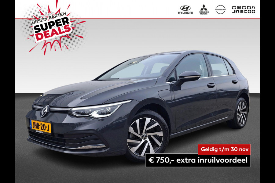 Volkswagen Golf 1.4 eHybrid Style | Blind Spot | ACC | DCC | Stoelen met geheugen functie | IQ Light |
