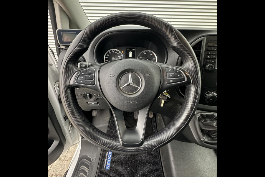 Mercedes-Benz Vito 111 CDI Lang Airco Trekhaak in supermooie goede staat. TOPBUS