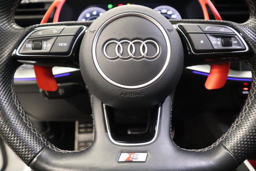 Audi A3 Limousine 35 TFSI S edition 2x S-line Panoramadak Sfeerverlichting