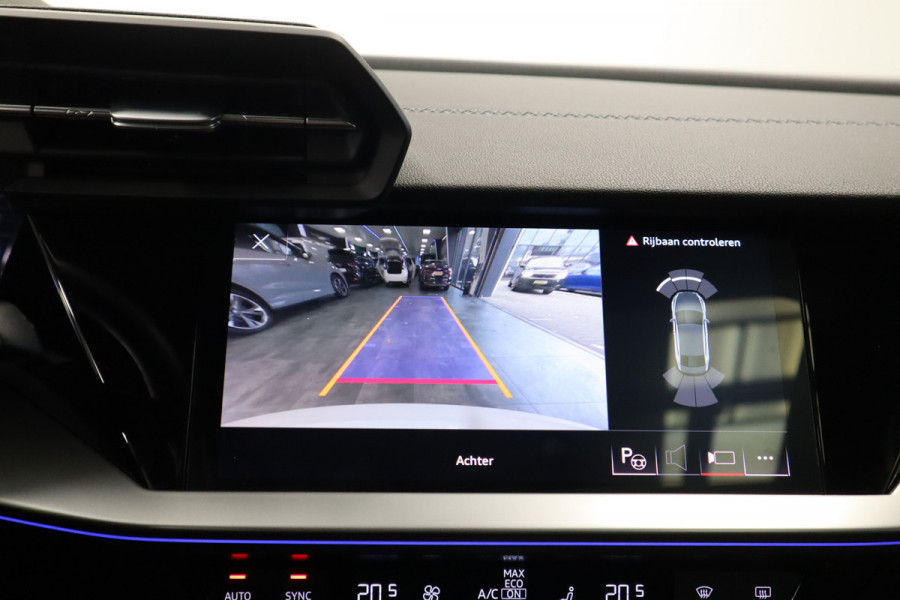 Audi A3 Limousine 35 TFSI S edition 2x S-line Panoramadak Sfeerverlichting