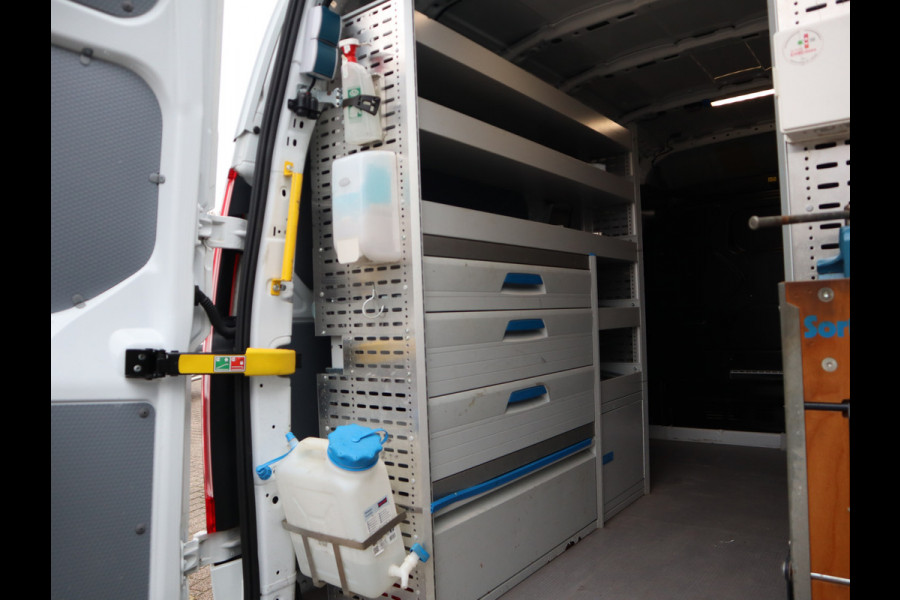 Ford Transit Custom 2.0 TDCI 105 pk Euro 6 L2H2 Sortimo Inrichting - Omvormer 220V - Trekhaak - Camera