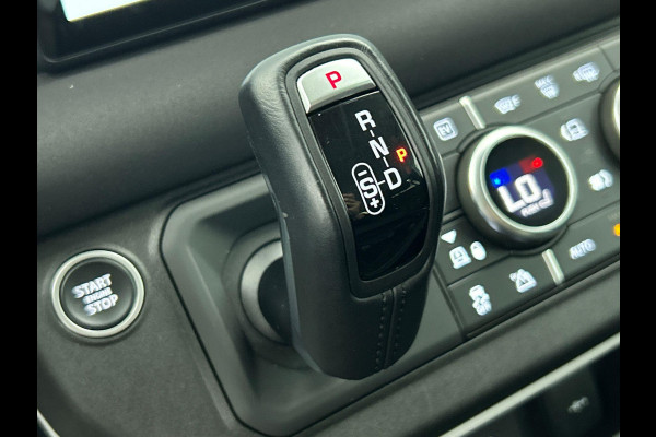 Land Rover Defender 110 P400e 110